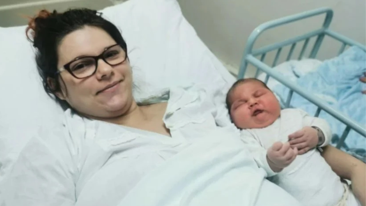 Majka Suzana rodila bebu tešku skoro 6,5 kilograma