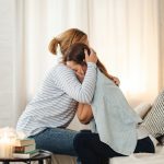 5 stvari koje trebate učiniti kada je vaš prijatelj povrijeđen
