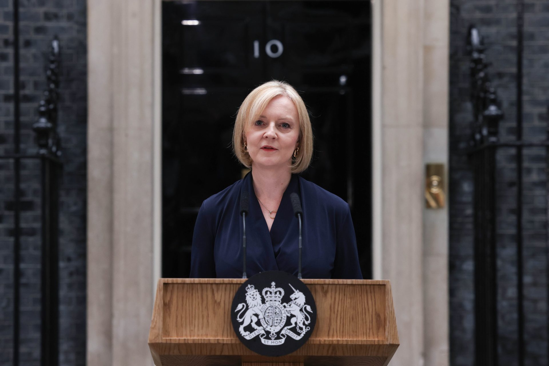 Bivša britanska premijerka: Školama treba zabraniti poticanje promjene 