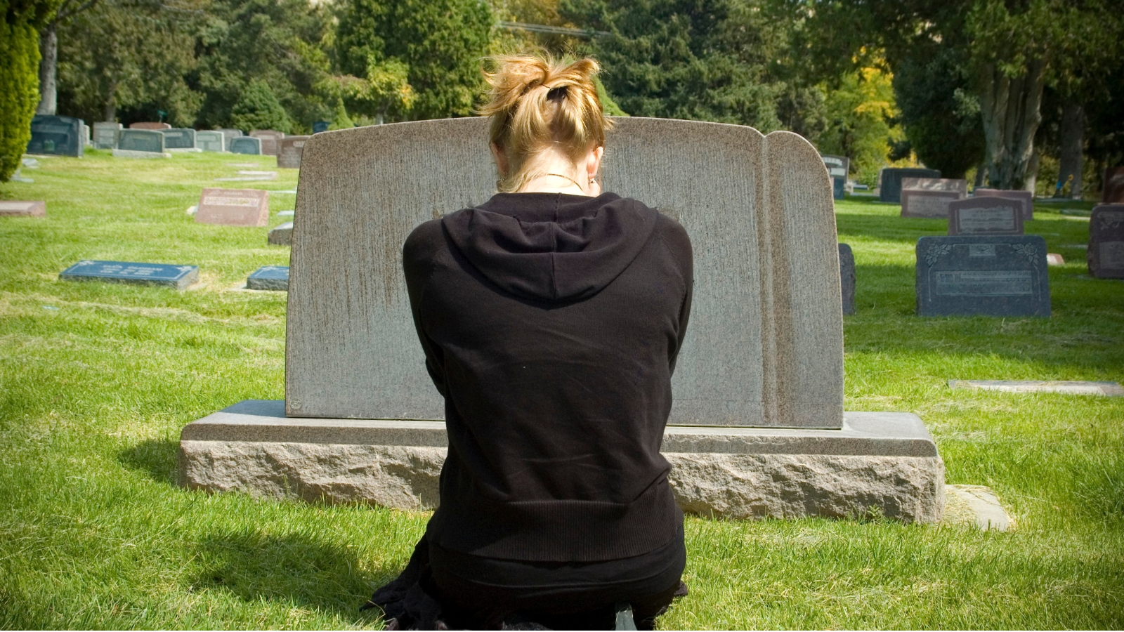 Veliki Broj Amerikanaca izvještava o interakcijama s preminulim rođacima