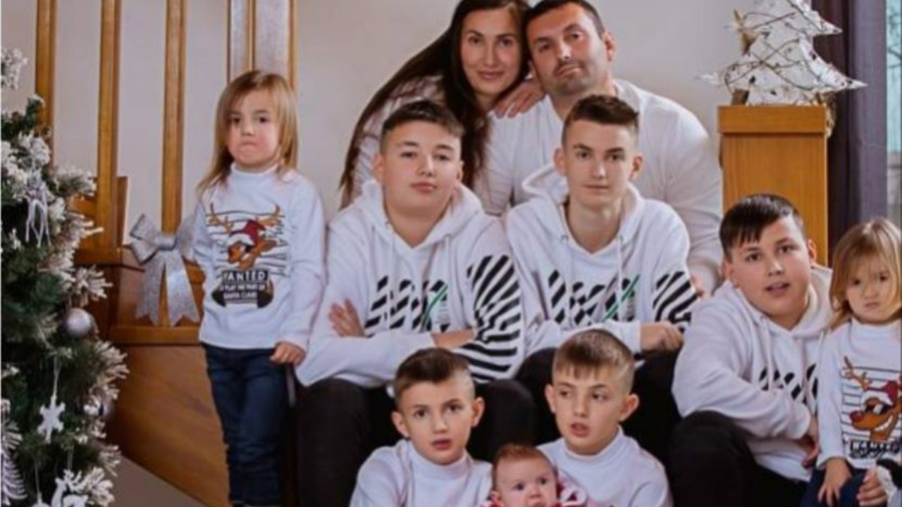 Vesna i Slobodan nakon osam sinova dobili kćer