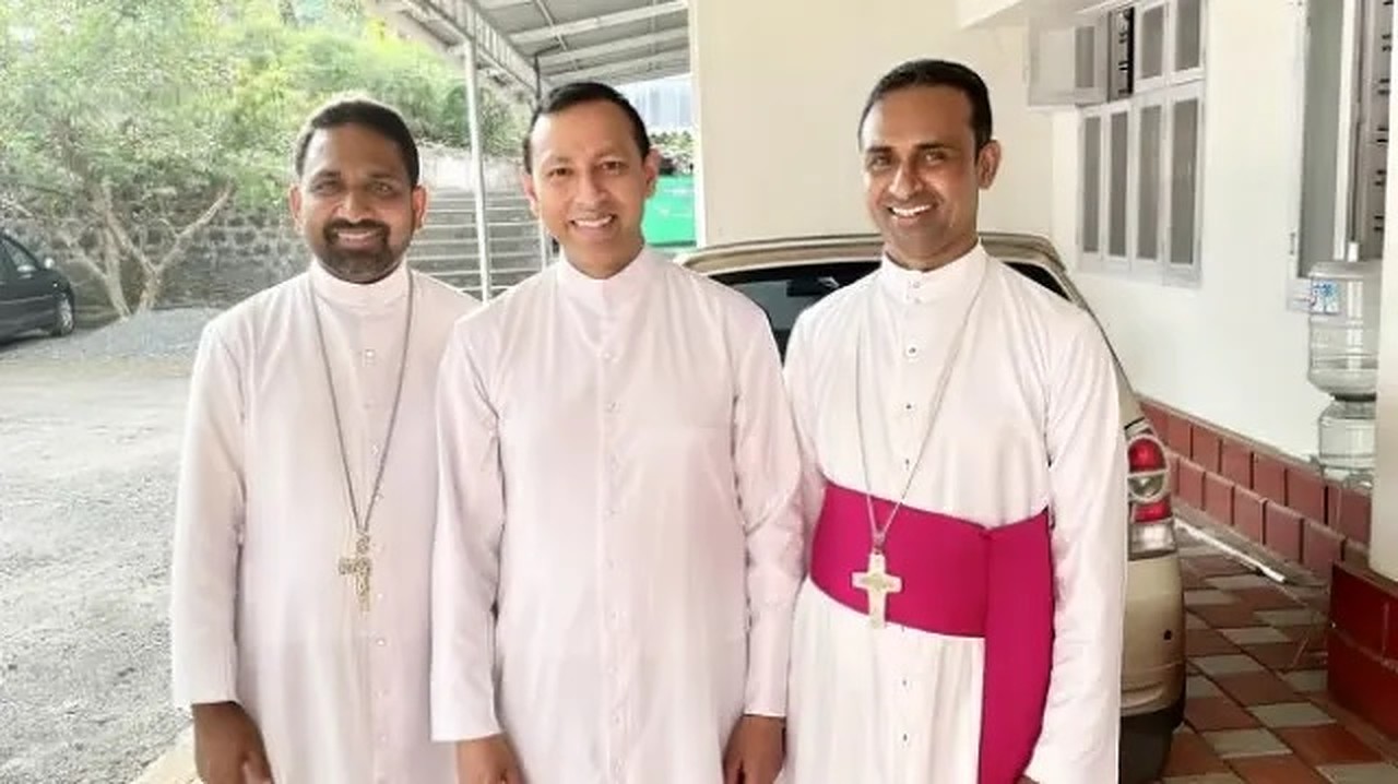 Ponosna majka u Indiji ima dva sina koji su biskupi