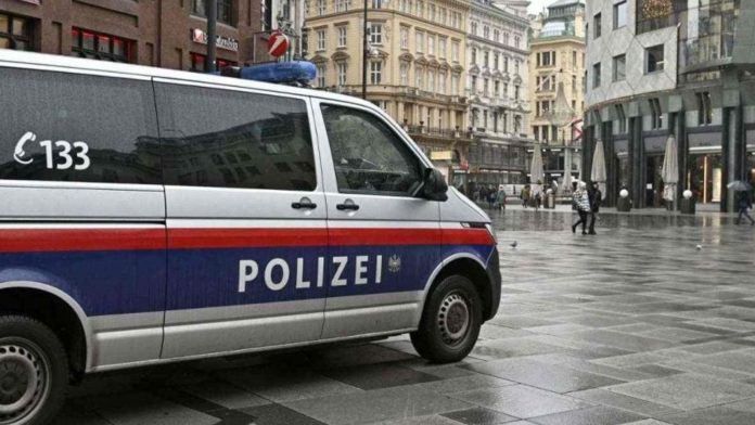 Dijete porijeklom iz BiH palo s četvrtog kata