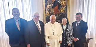 Papa Franjo sastao se s američkom LGBT organizacijom koju je Vatikan ranije osudio