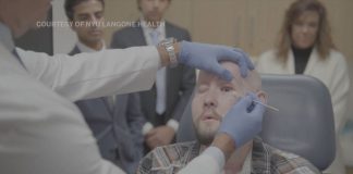 Čudo medicine: Kirurzi su prvi put pacijentu presadili cijelo oko