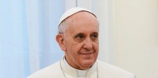 Papa Franjo u novom intervjuu odgovorio što misli o homoseksualnosti i celibatu