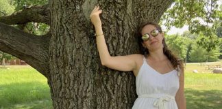 Neobičan fetiš: Ova žena osjeća erotsku povezanost s drvećem, a zaljubljena je u hrast
