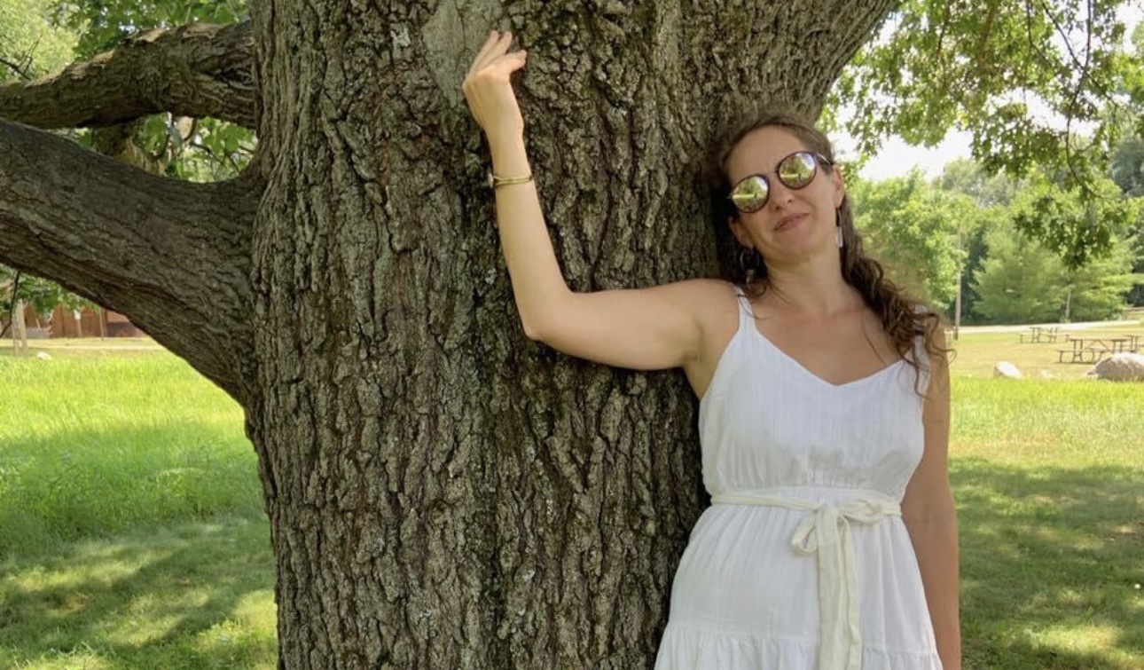 Neobičan fetiš: Ova žena osjeća erotsku povezanost s drvećem, a zaljubljena je u hrast