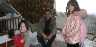Majka ostavila sedmero djece s bolesnim ocem: Preudala se i pobjegla od siromaštva