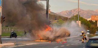 Prometna nesreća u Kaštel Sućurcu: Poginuli mlada majka i motorist