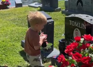 Milijuni ljudi briznuli su u plač gledajući snimku djece koja su prvi put vidjela očev spomenik