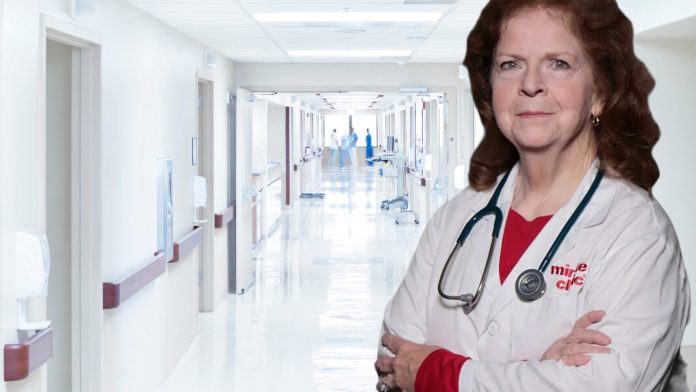 Kršćanska medicinska sestra pobijedila nakon što je otpuštena zbog svojih vjerskih uvjerenja