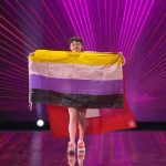 Pobjednik Eurovizije držao neobičnu zastavu