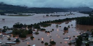 Obilne kiše u Brazilu ostavile su stotine mrtvih ili ozlijeđenih: Mnoge crkve su poplavljene