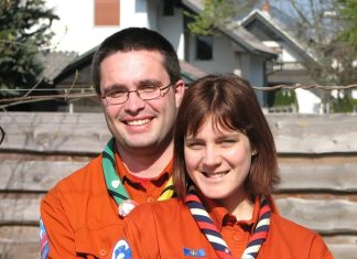 Odlučila se udati za muškarca koji joj je prvi poslao poruku na Valentinovo: Evo kako danas žive Odlučila se udati za muškarca koji joj je prvi poslao poruku na Valentinovo: Evo kako danas žive