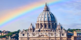 Roditelji queer djece kritizirali papu - i dobili odgovor