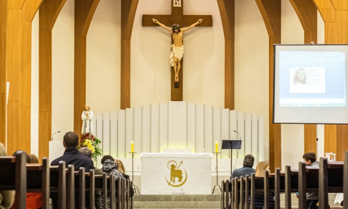 5 iskušenja koja ljeti odvlače ljude od odlaska u crkvu