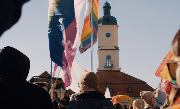 Katolička crkva u Kölnu po prvi puta sudjeluje na Köln Prideu