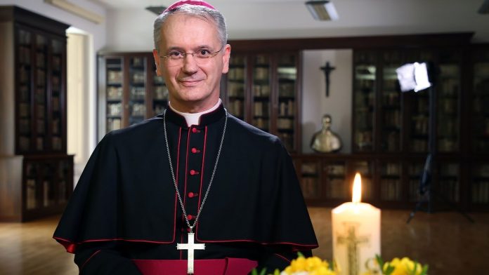 Nadbiskup Kutleša kritizirao domaće političare: “Spremni su vjeru podrediti stranačkoj stezi”