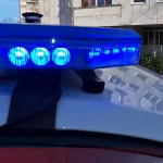 Djevojka skočila sa zgrade