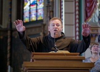 Fra Ivo Pavić upozorio na grijeh koji vodi ljude ravno u pakao Fra Ivo Pavić