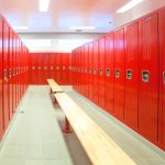 Majka maloljetne kćeri doživjela šok u svlačionici bazena