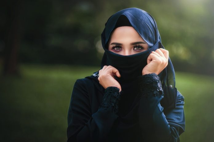 Alarmantan porast islamističke radikalizacije mladih djevojaka u Austriji