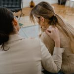 5 stvari koje kršćani trebaju prestati govoriti nekome u nevolji 5 stvari koje kršćani trebaju prestati govoriti nekome u nevolji