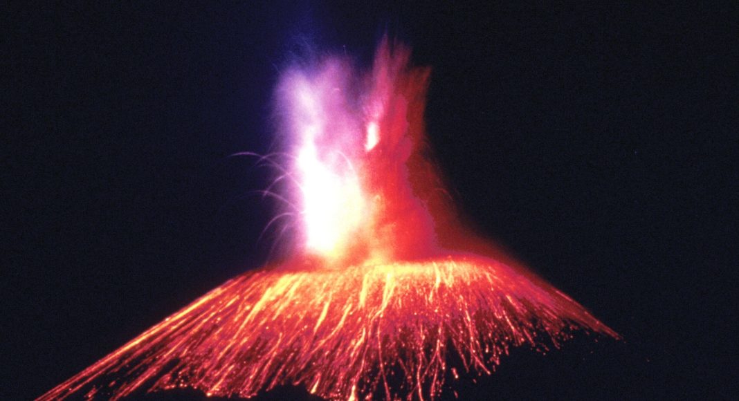 Znanstvenici upozoravaju na erupciju ogromnog podvodnog vulkana