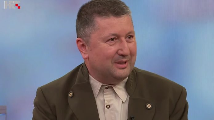 Svećenik Ivica napustio službu i odlazi u politiku: Kandidirat će se za gradonačelnika