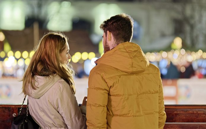 15 stvari koje ne biste trebali reći na prvom spoju