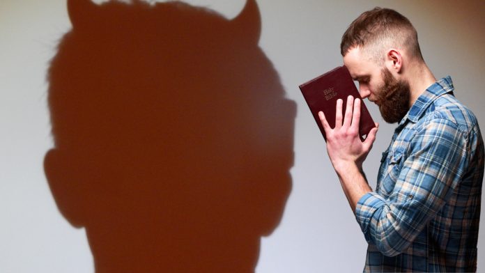 3 biblijska stiha kojih se demoni boje