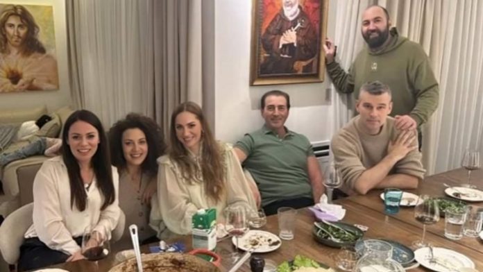 Simona Mijoković posjetila Novu TV i družila se s Petrom Perežom