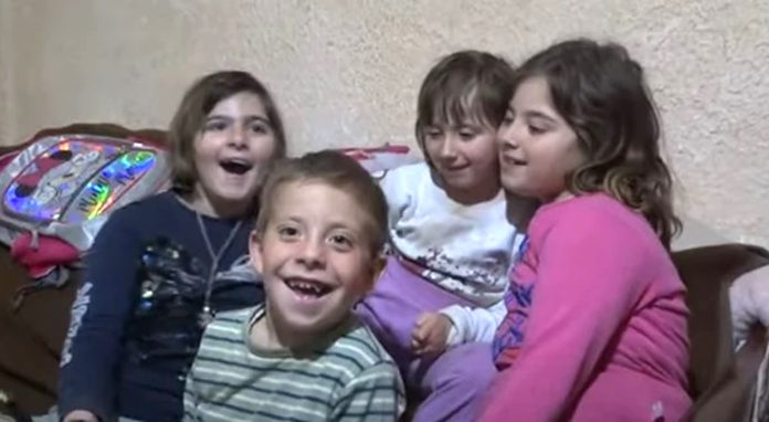 Ovih četvero mališana odrasta bez roditelja: Mama ih je napustila, a tata umro