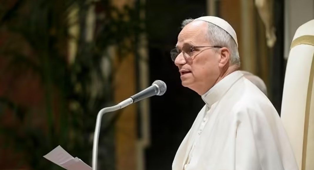 Papa branio tradicionalnu obitelj i osudio pobačaj u govoru pred diplomatima