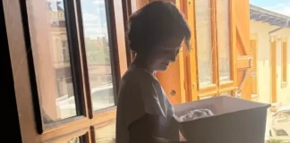 Beba u kutiji