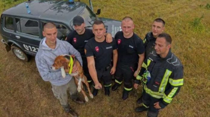 Slika vatrogasaca iz Bijelog Polja i psa krije dirljivu priču