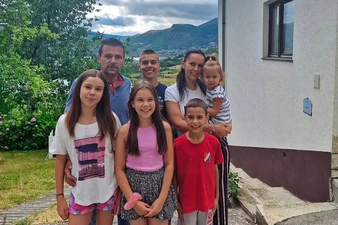 Sedmeročlana obitelj se vratila u BiH