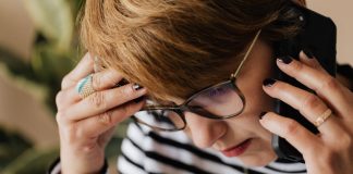 Žena prevarena za 15 tisuća dolara nakon što je umjetna inteligencija klonirala glas njezine kćeri u zastrašujućoj prijevari