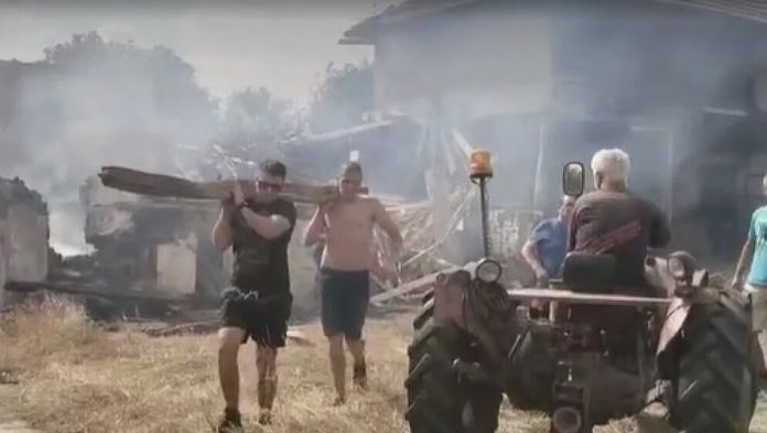 Katastrofa u Srbiji: Izgorjelo gotovo cijelo selo, uništeno 300 kuća!