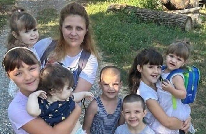Samohrana majka sedmero djece preminula nakon duge i teške bolesti