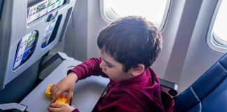 Dječak se razdvojio od obitelji na aerodromu