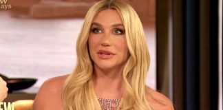 Američka pop pjevačica Kesha: "Identificiram se kao omniseksualna"