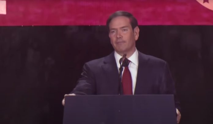 Marco Rubio prilikom govora na komemoraciji za Charlieja Kirka spomenuo Isusa i uskrsnuće