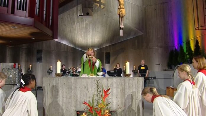 katolička queer misa Njemačka javna televizija prenosila