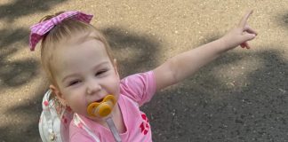 Djevojčici se bliži smrt: Majčino srce je slomljeno od tuge, jer je jedina na svijetu s ovom bolešću