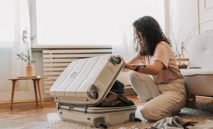 Učenica nakon 19 godina priznala ubojstvo profesora: Tijelo je stavila u kufer i učinila nešto strašno