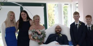 Umirući pacijent od raka oženio se djevojkom u hospiciju