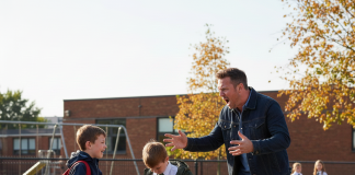 Otac upao u školu i pretukao djecu, jednom učeniku slomljena vilica