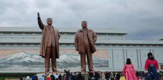 Sjeverna Koreja prisiljava kršćane da javno pokazuju odanost vladajućoj obitelji